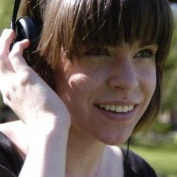 Laura Mayer